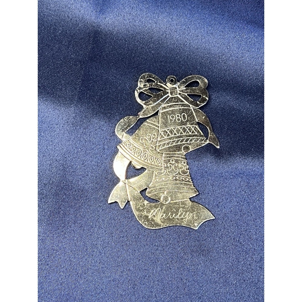 Vintage 1980 Gold Tone Bell Christmas Ornament Engraved "Marilyn"